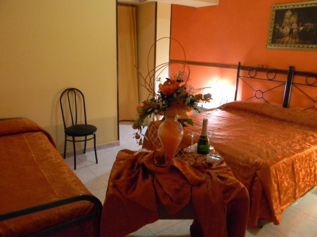 Hotel Mi.Ro. Casalnuovo Di Napoli Cameră foto